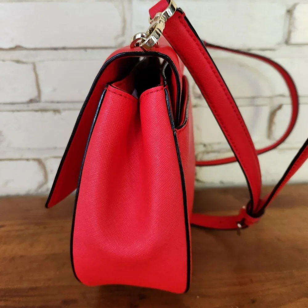 Like New Kate Spade Small Birdie Cameron Street Crossbody Bag Purse